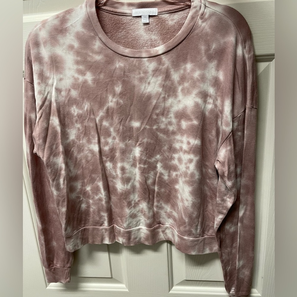 Beyond Yoga super soft cropped crewneck